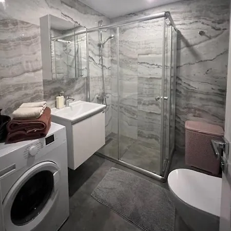 2 * Alanya